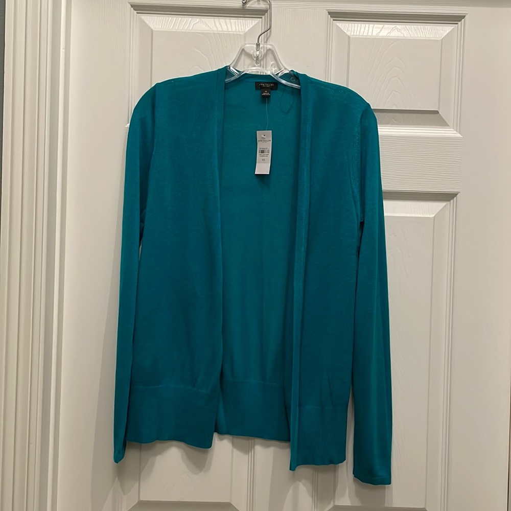 New with Tag Ann Taylor Factory XS open cardigan